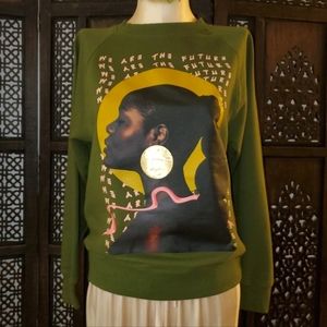 Graphic Sweatshirt w/ metalic detail Sz XS